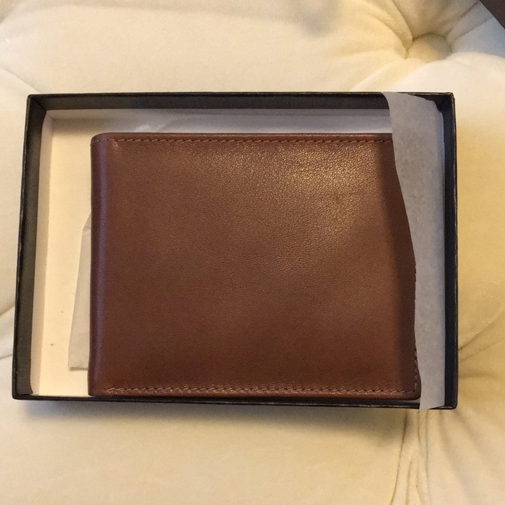 Ili New York brown leather wallet